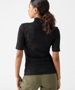 Breezeway.shop69f0345402 2