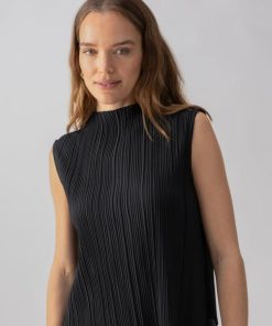 Breezeway.shopcb69af3cd8 3