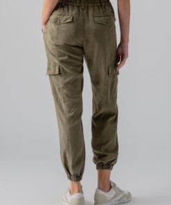 Breezeway.shopeb27a8bb88 2